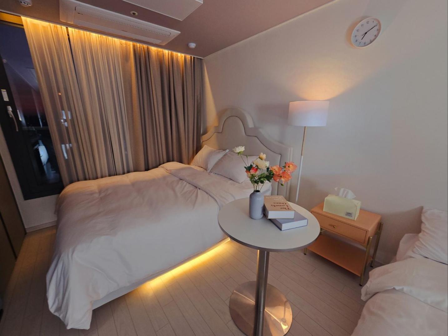 Dongseongro Dsr&U Hotel Room Daegu Exterior photo